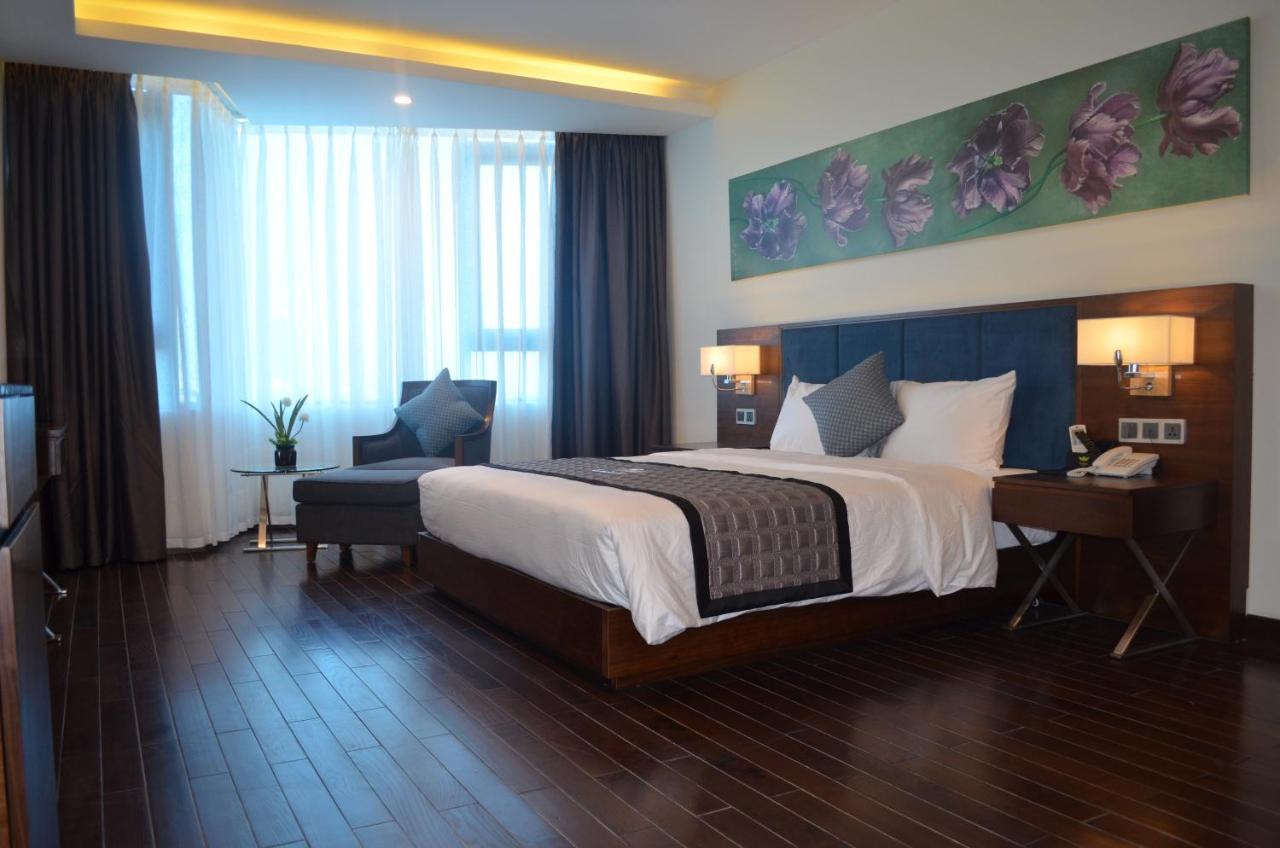 Eagle Hotel Dai Tiet Exterior photo